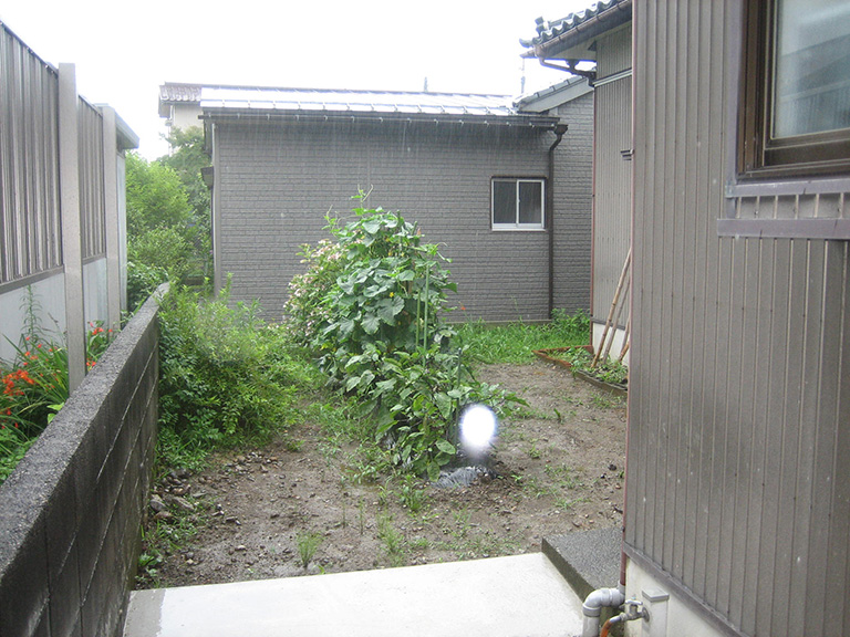 基礎工事前の畑