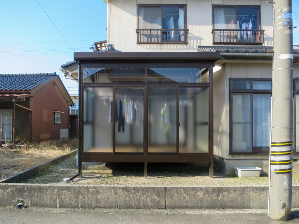 サンルーム設置後の外観(富山市)