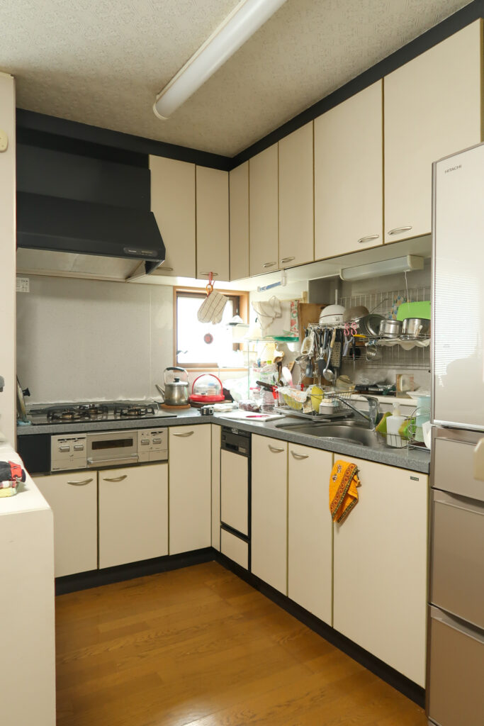 1階L型キッチン入れ替え（タカラスタンダード・トレーシア）施工前