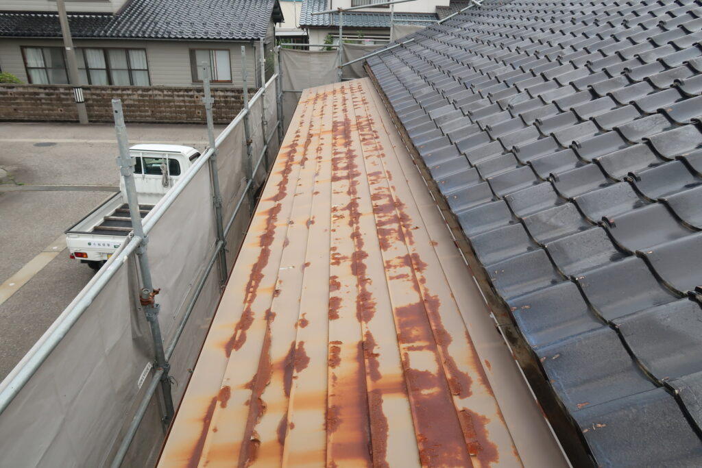 屋根鋼板塗装