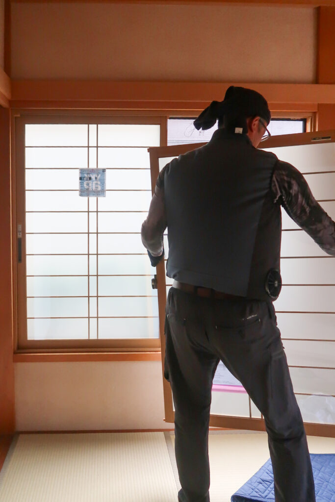 YKKウチリモ取り付け中